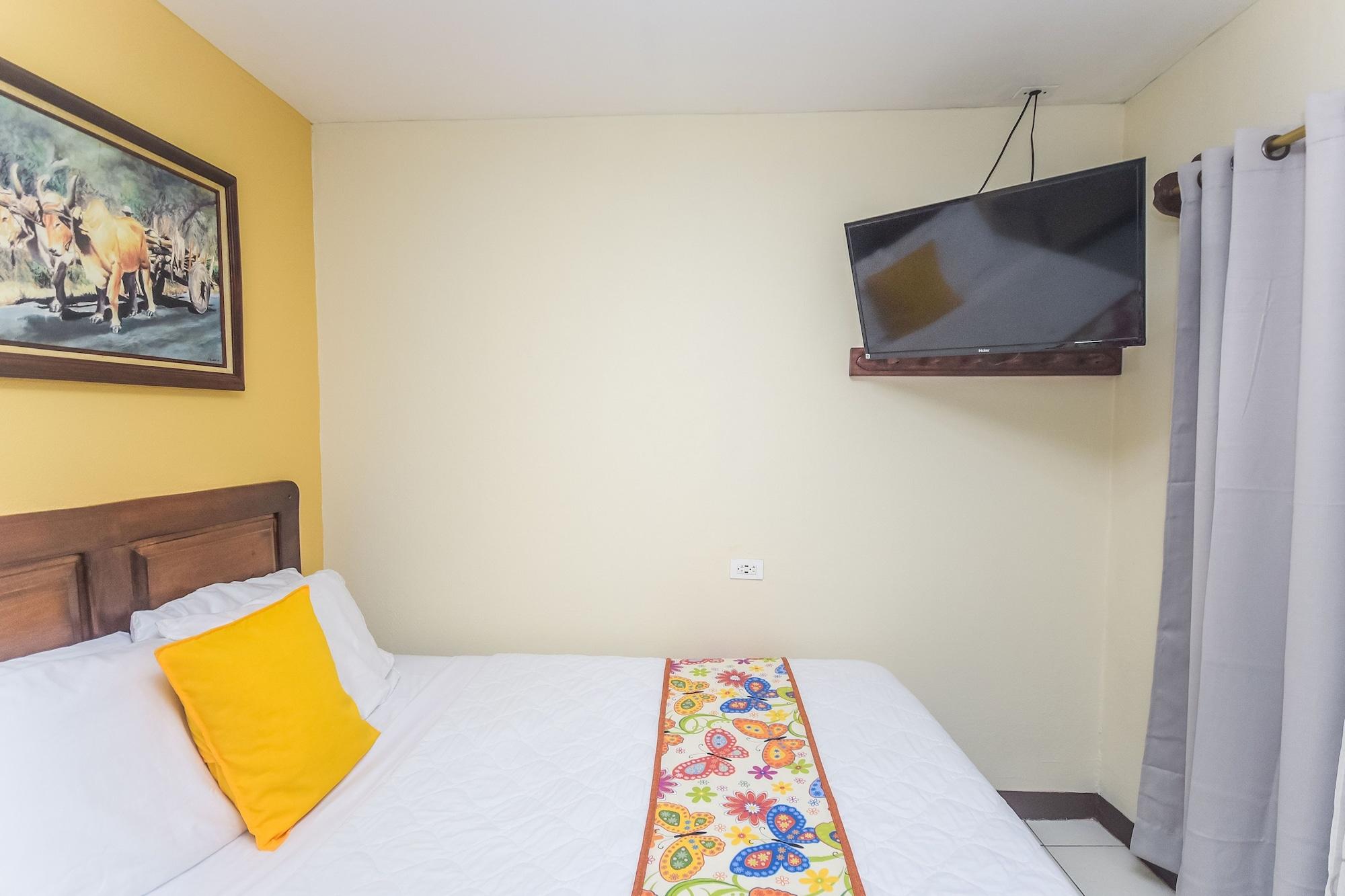 Berlor Airport Inn Rio Segundo Екстер'єр фото